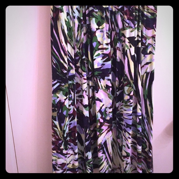 Fabulous Dress by Jennifer Lopez - Picture 5 of 9